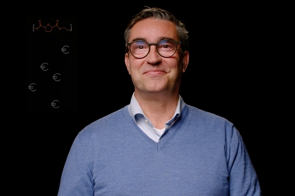 Marc Lankveld - Building block FDCA from sugars for bio-based plastic - Eye-openers